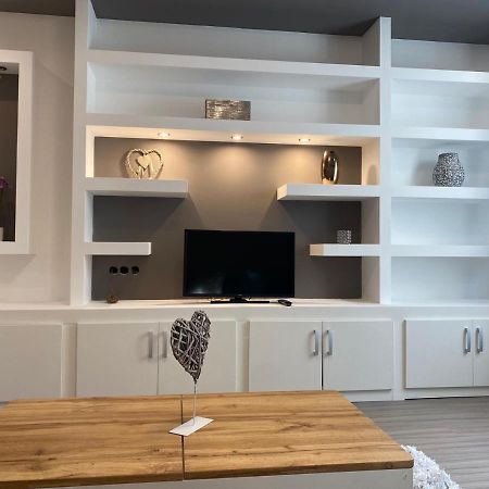 Gabrielle2 Apartman Debrecen Buitenkant foto