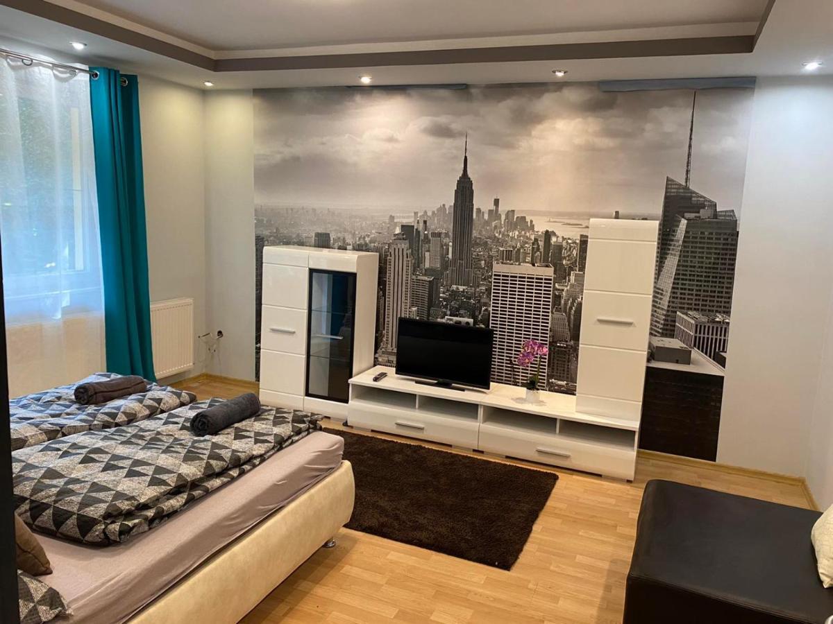 Gabrielle2 Apartman Debrecen Buitenkant foto